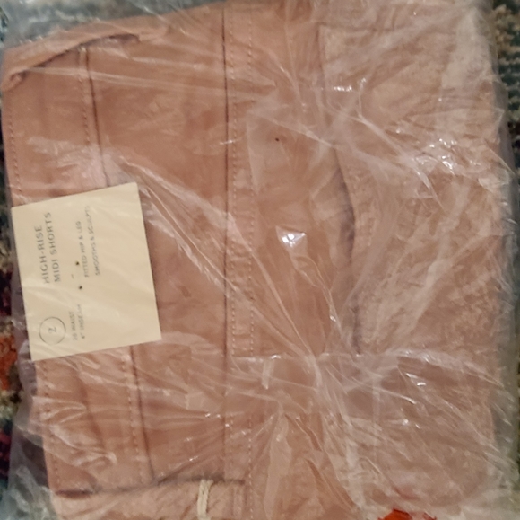 Universal Threads Shorts Target Jeans - Picture 5 of 6